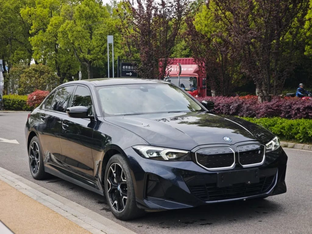 BMW i3 2023 eDrive 40 L 3