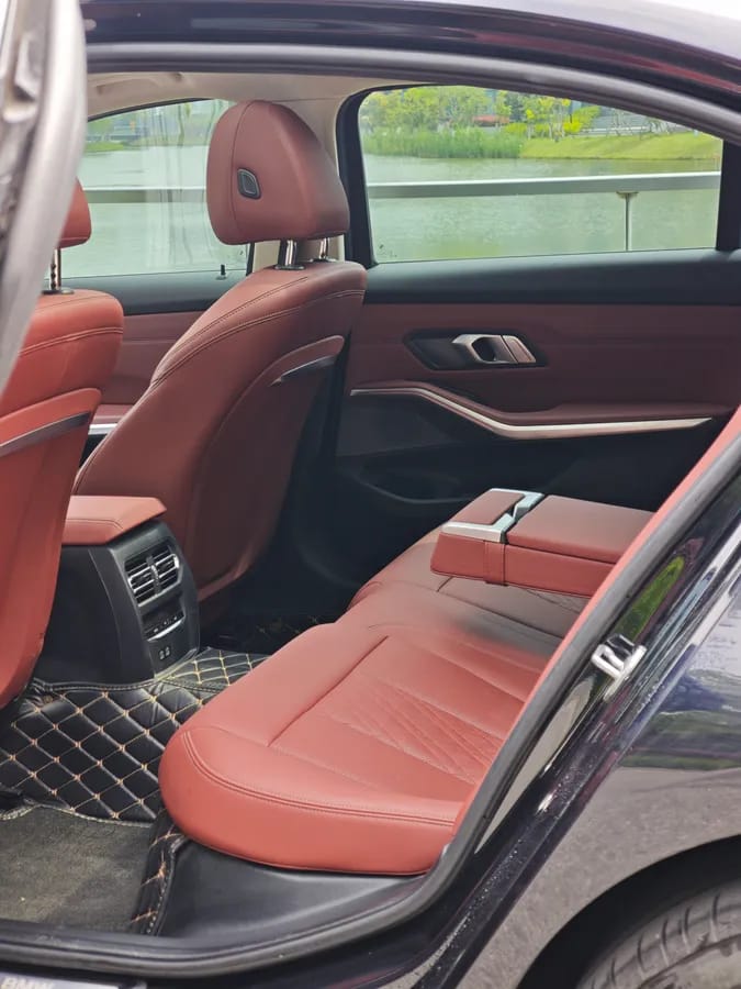 BMW i3 2023 eDrive 40 L 8