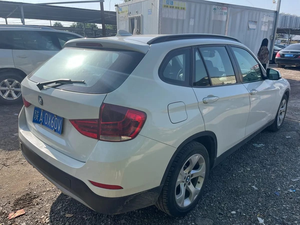 BMW X1( ) 2012 sDrive18i 4