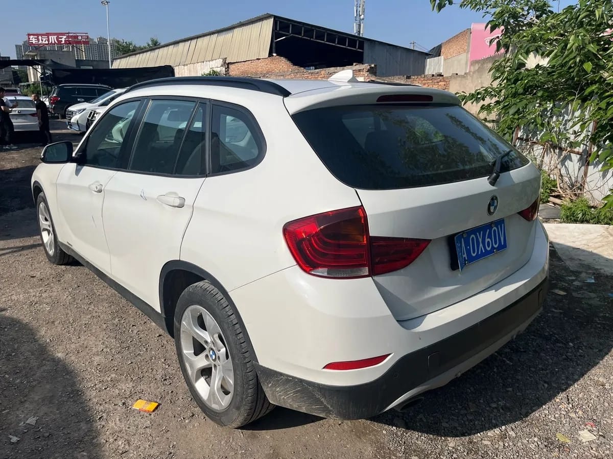 BMW X1( ) 2012 sDrive18i 5
