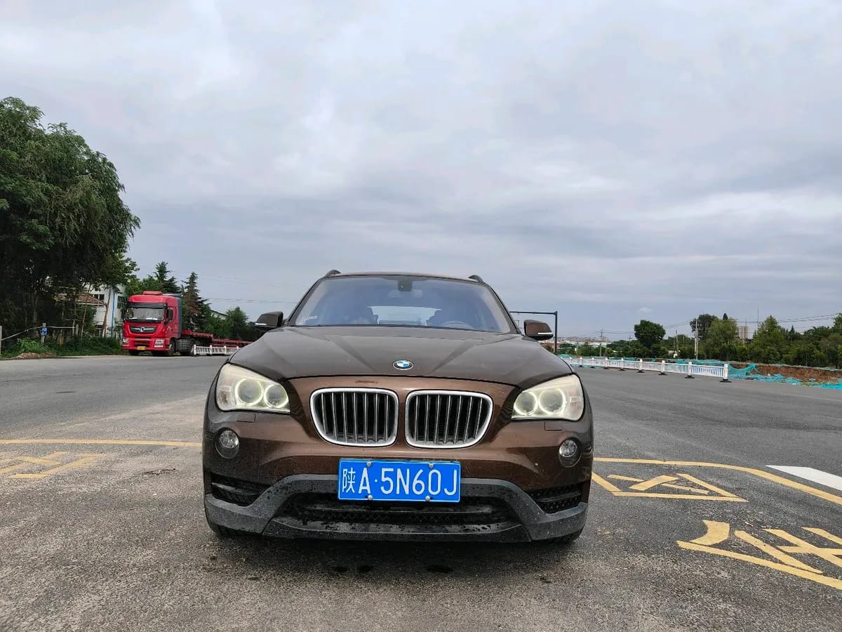 BMW X1 2013 sDrive20i 2