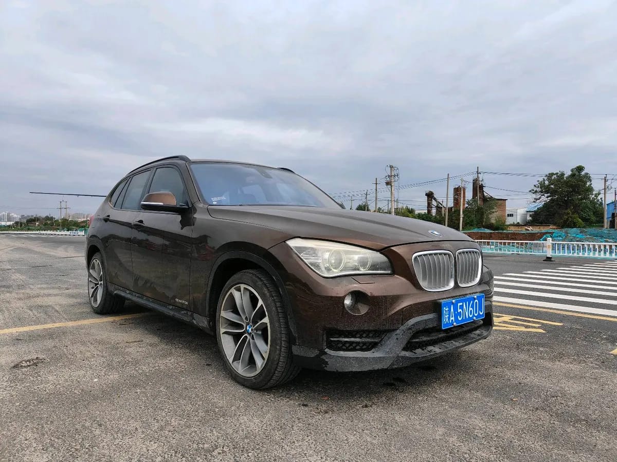 BMW X1 2013 sDrive20i 3