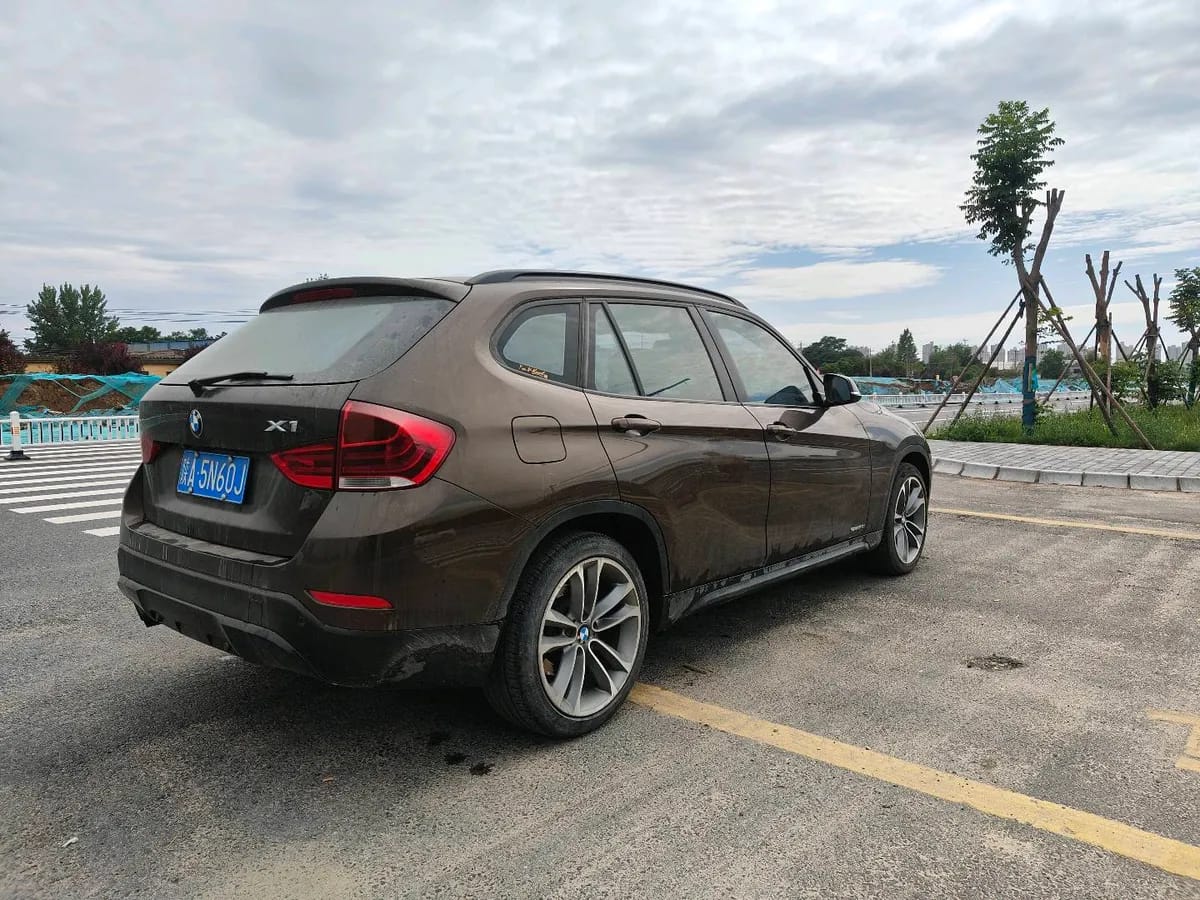 BMW X1 2013 sDrive20i 10