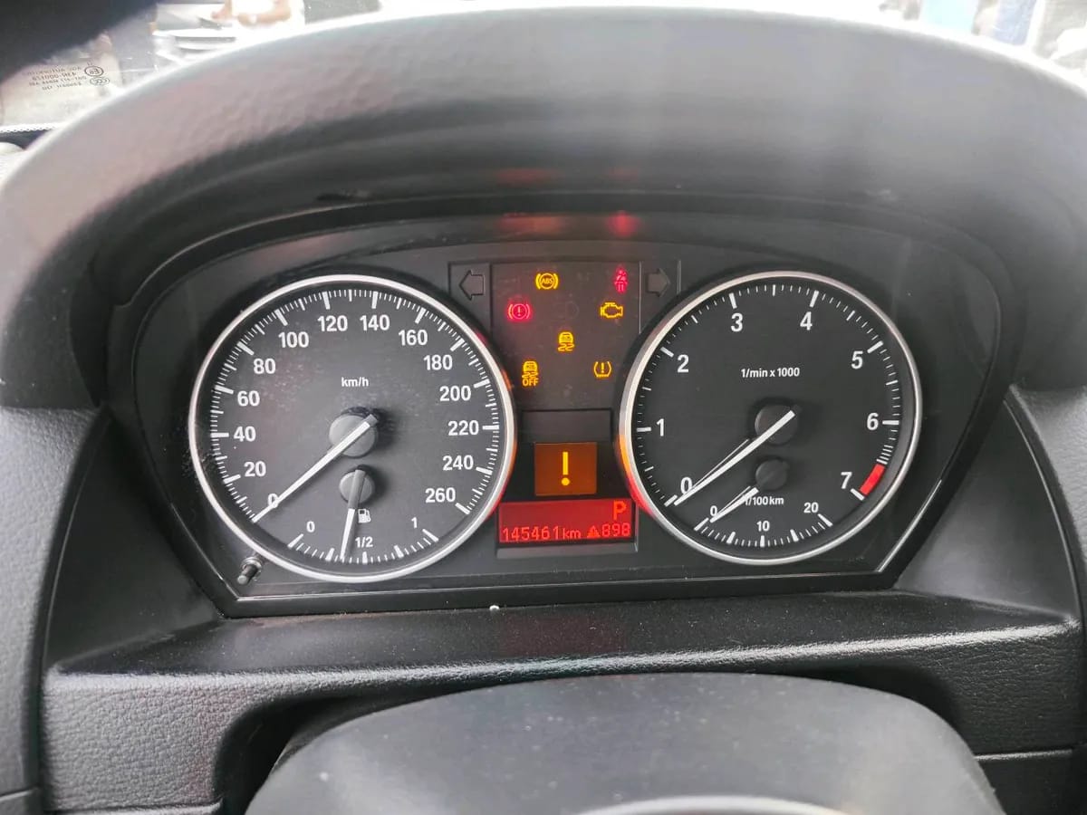 BMW X1 2014 sDrive18i 10
