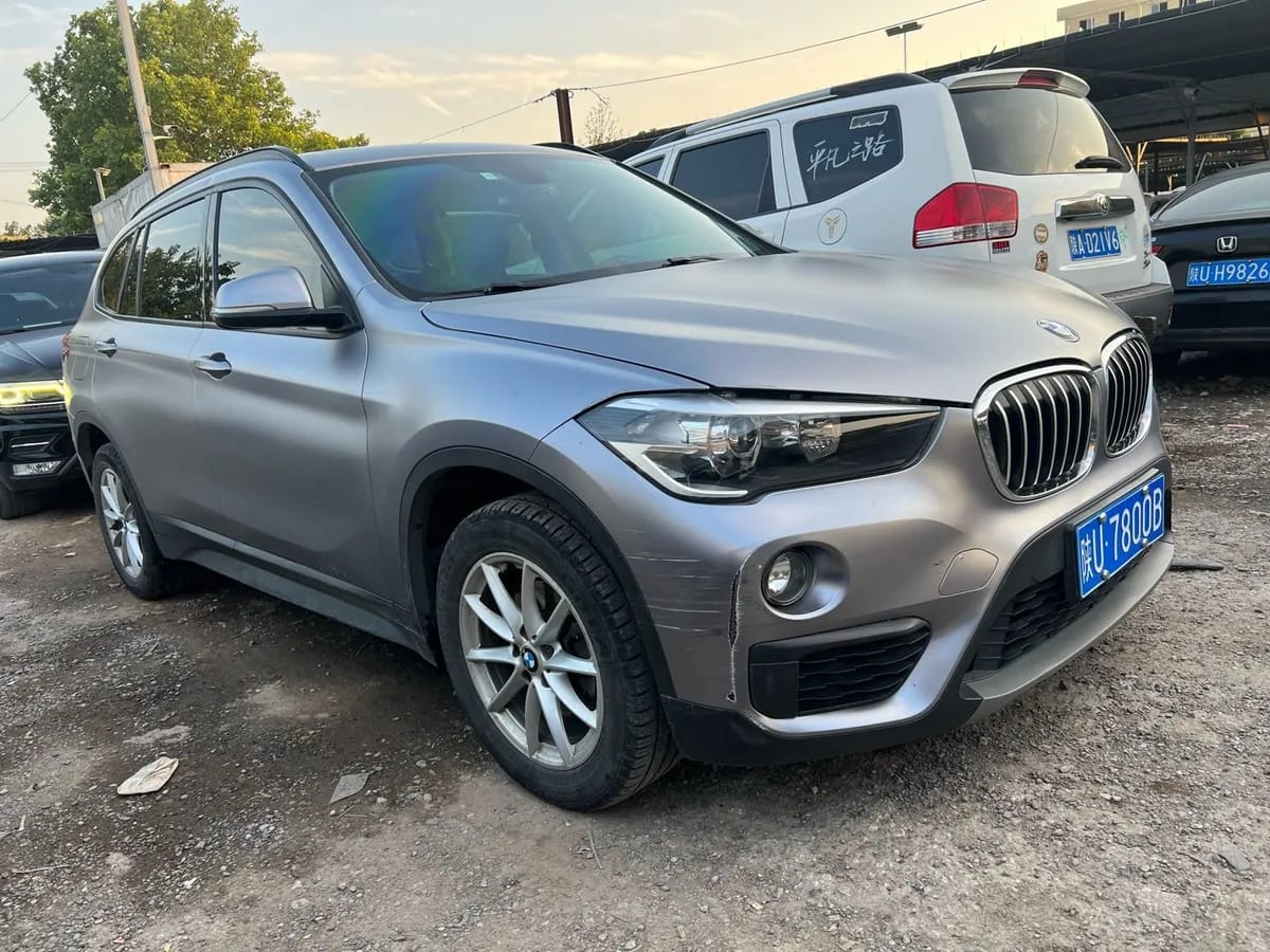 BMW X1 2016 sDrive18Li 3