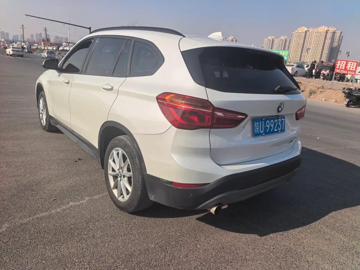 BMW X1 2019 sDrive18Li 4