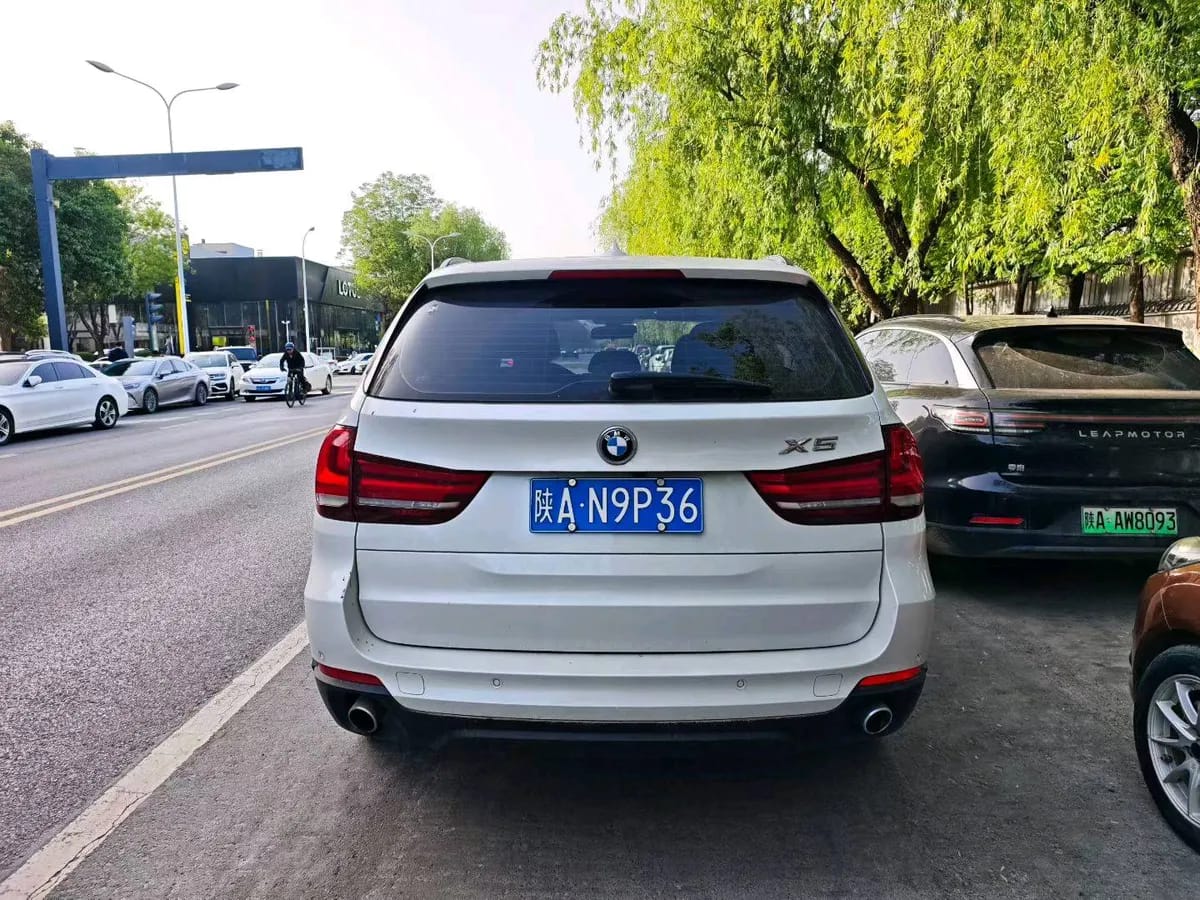 BMW X5( ) 2015 xDrive28i 7