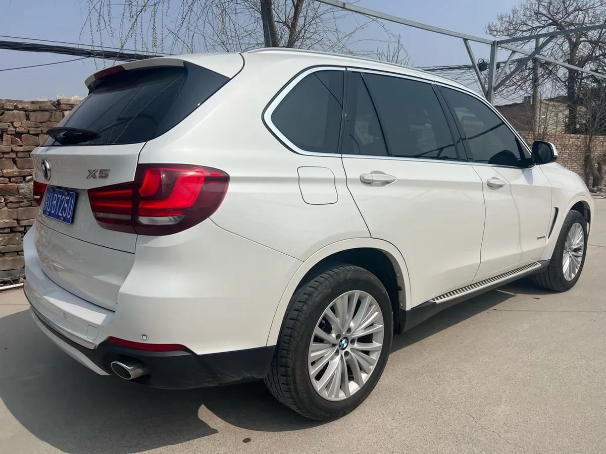 BMW X5( ) 2017 xDrive28i 4