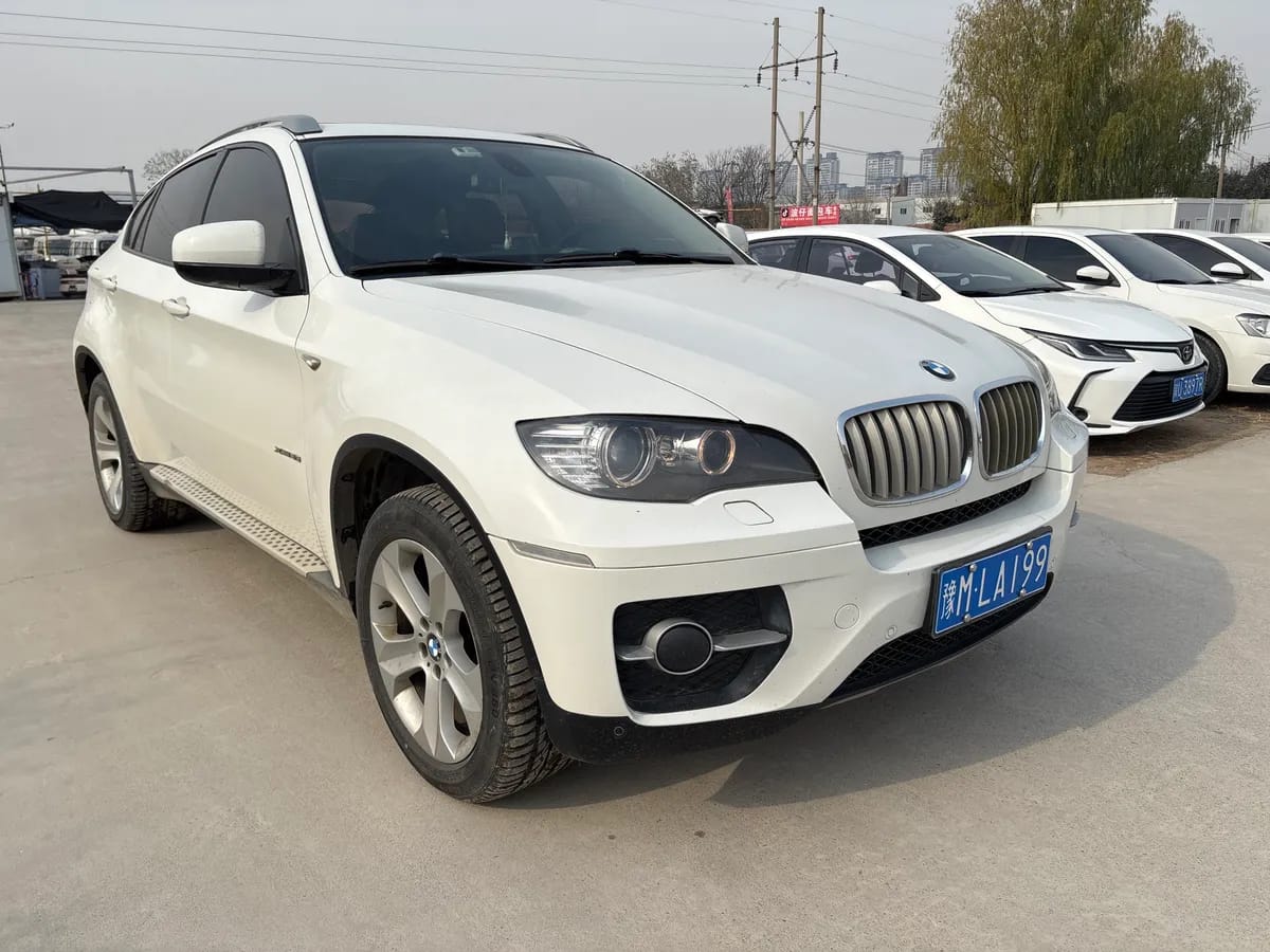BMW X6 ( ) 2011 xDrive35i 3