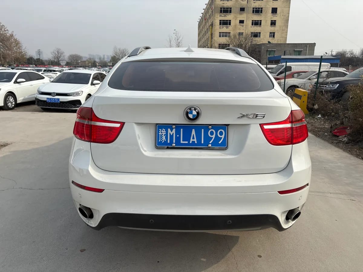 BMW X6 ( ) 2011 xDrive35i 5