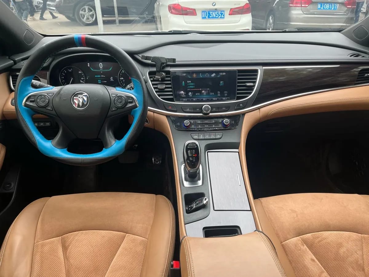 Buick 2016 28T 8