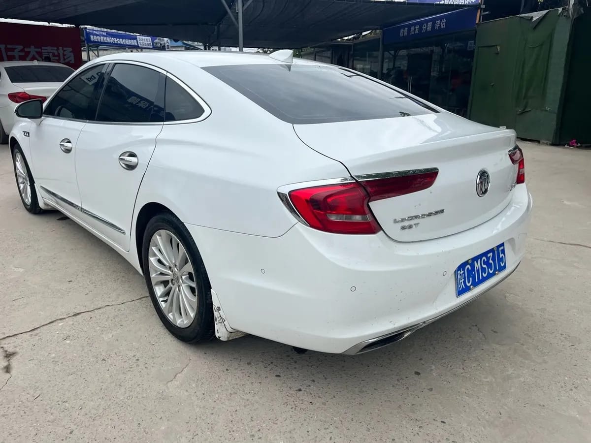 Buick 2016 28T 10
