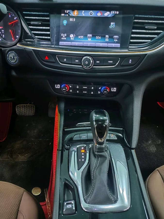 Buick 2017 28T 6