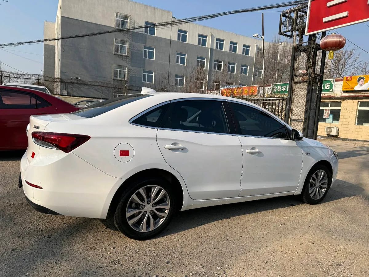 Buick 2018 18T 8