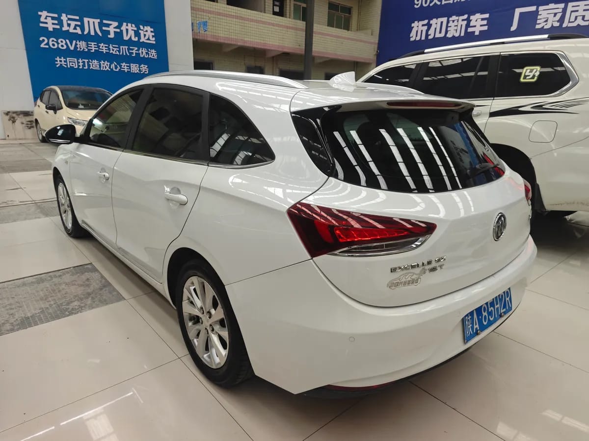 Buick 2019 15T V 5