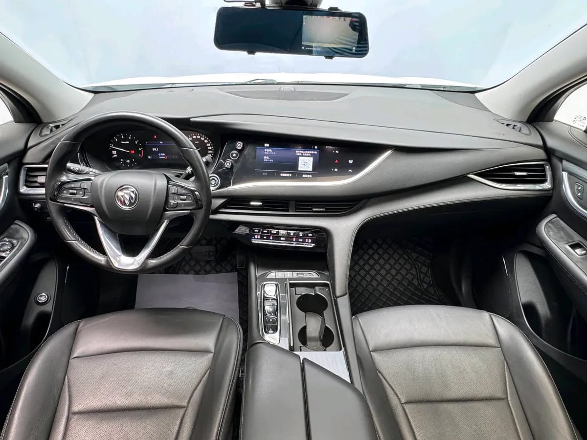 Buick 2020 28T 8