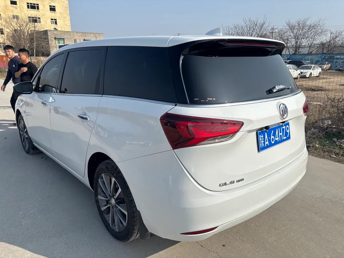 Buick GL6 2018 18T 6 4
