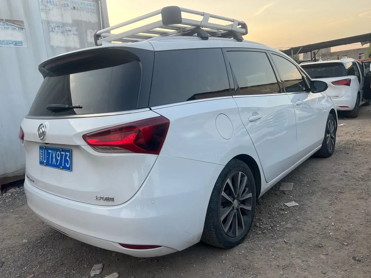 Buick GL6 2021 323T 4