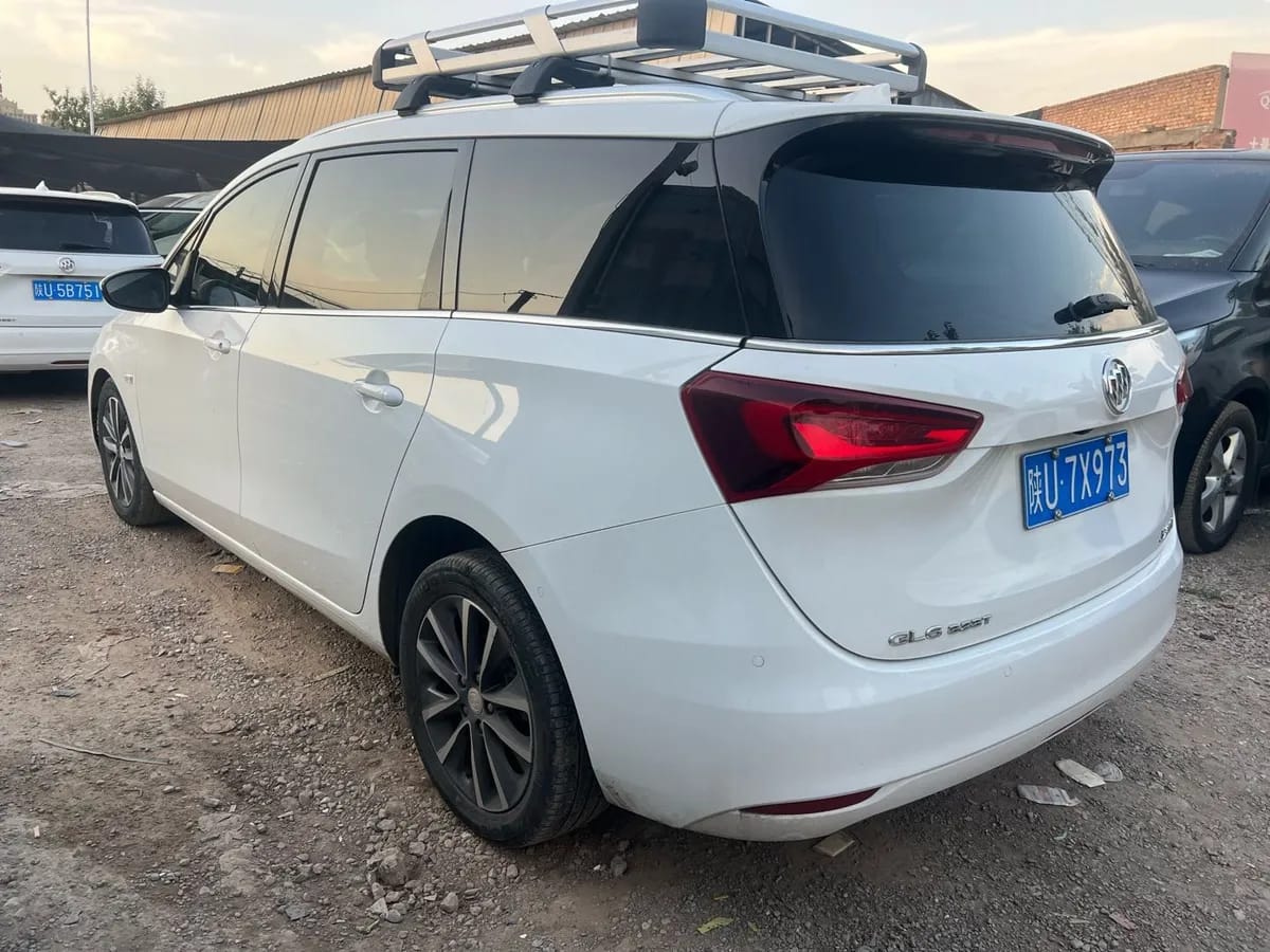 Buick GL6 2021 323T 6