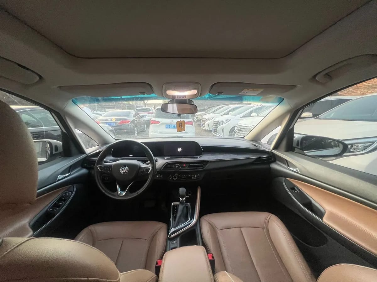 Buick GL6 2021 323T 9