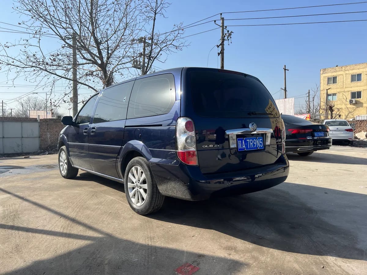 Buick GL8 2013 2.4L 9