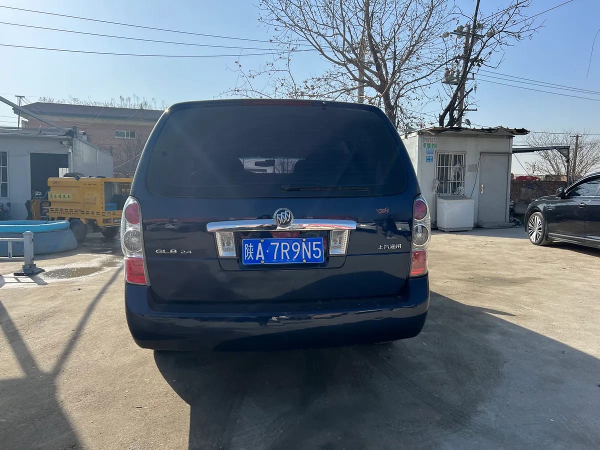 Buick GL8 2013 2.4L 10