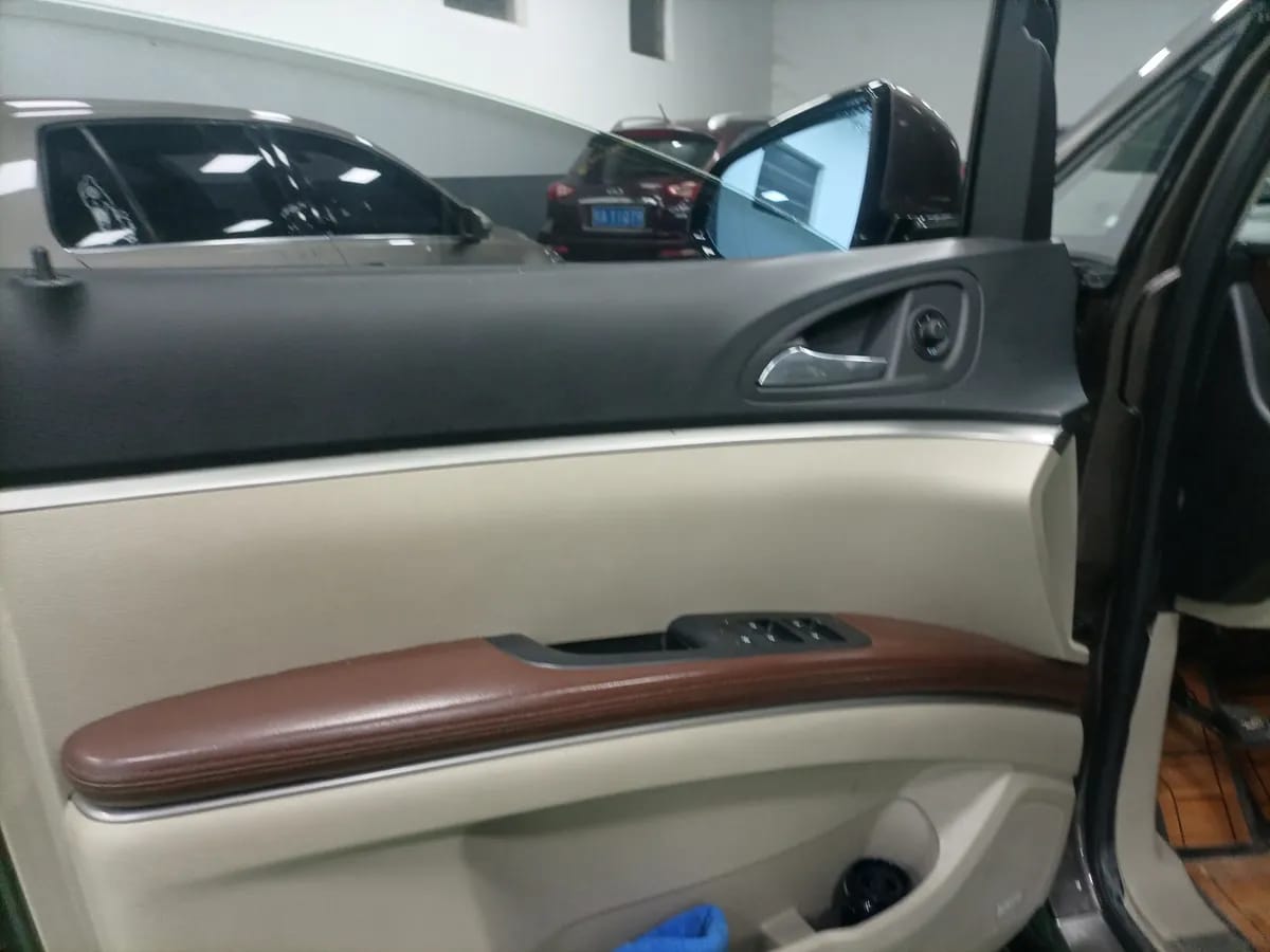 Buick GL8 2014 3.0L GT 4