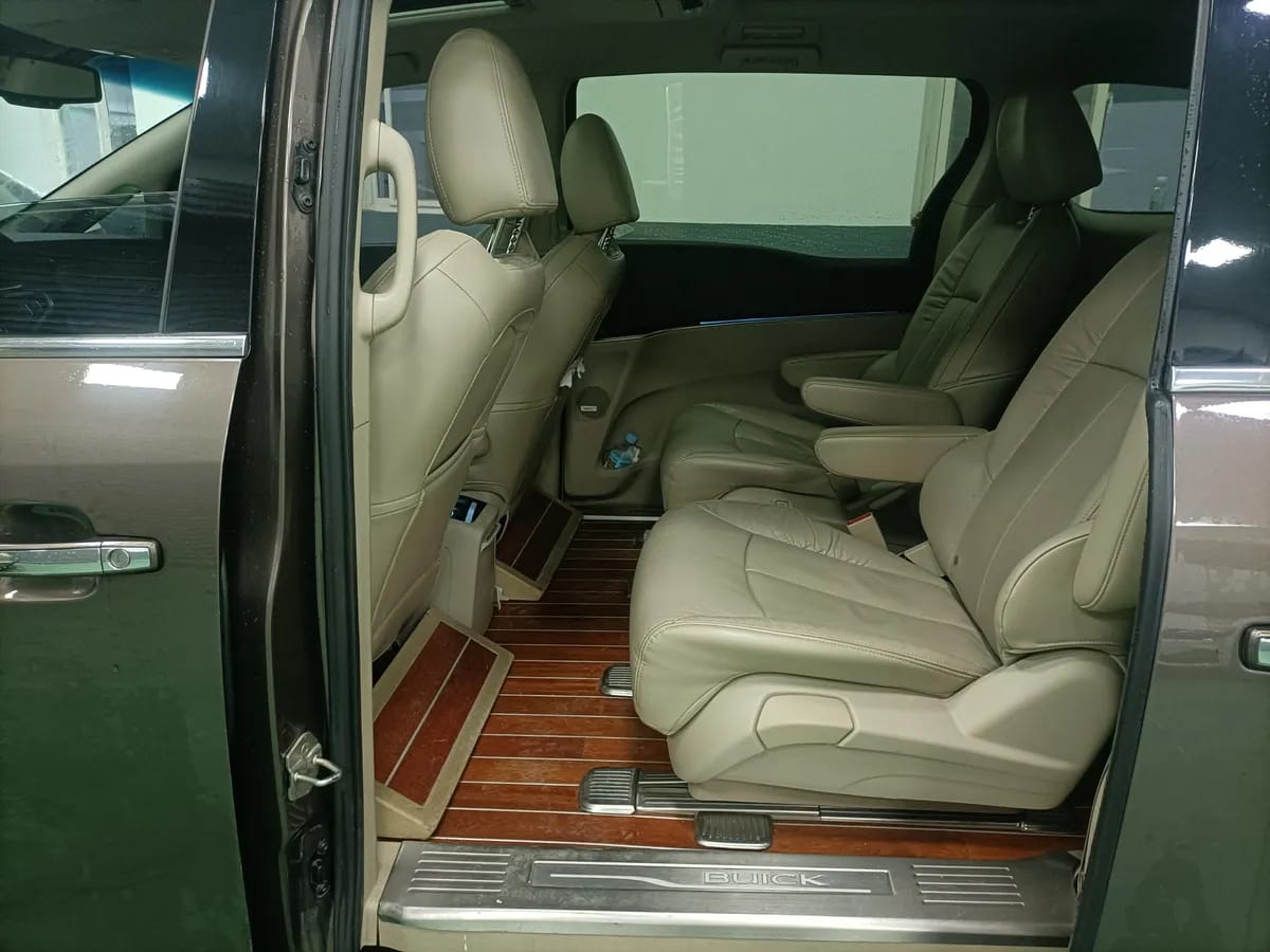 Buick GL8 2014 3.0L GT 5