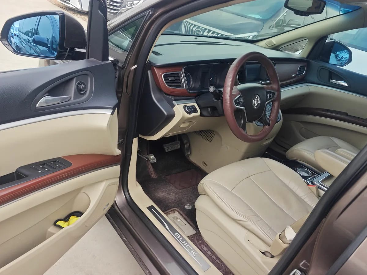 Buick GL8 2014 3.0L XT 4