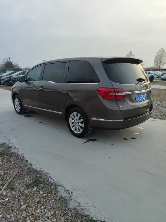 Buick GL8 2017 25S V 4