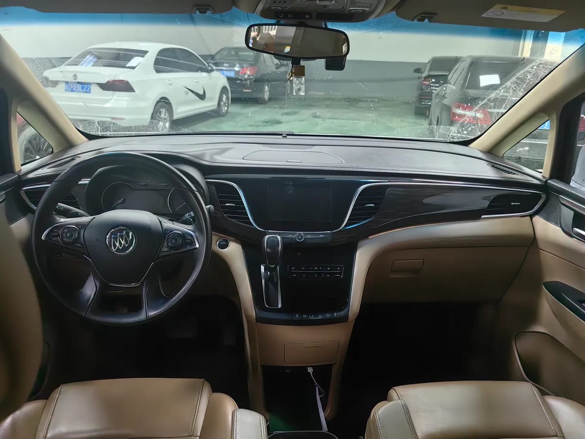 Buick GL8 2018 ES 28T VI 8