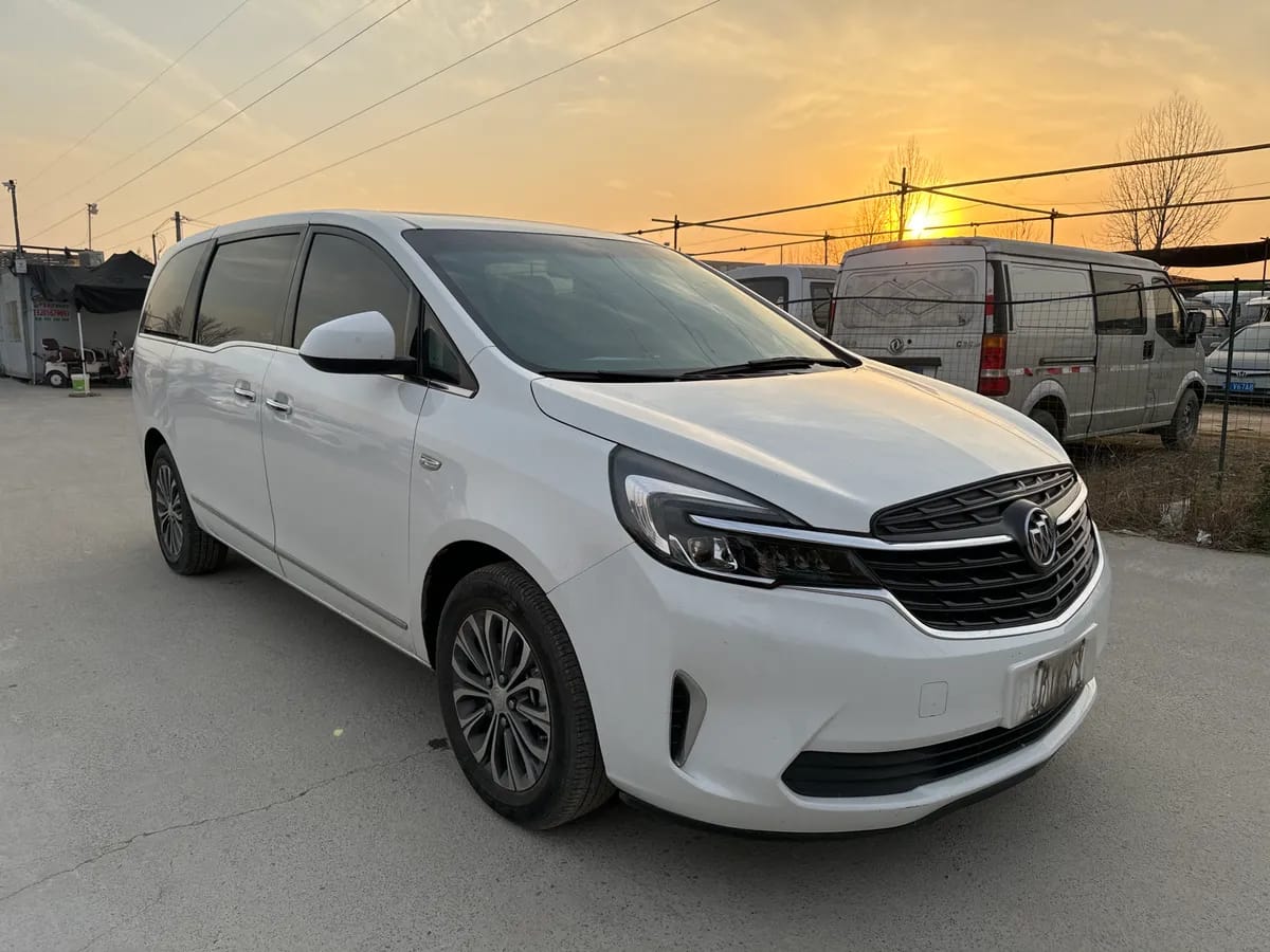 Buick GL8 2020 652T 3