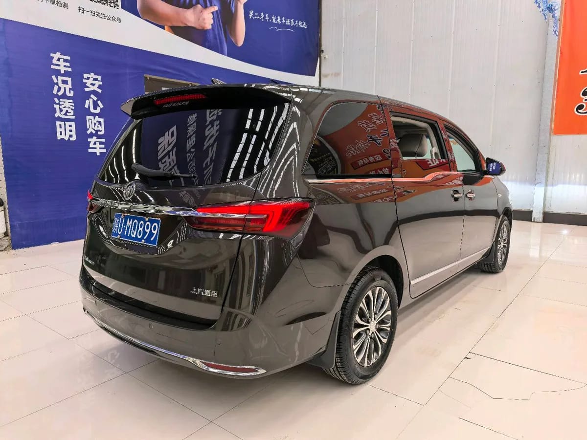 Buick GL8 2021 652T 10