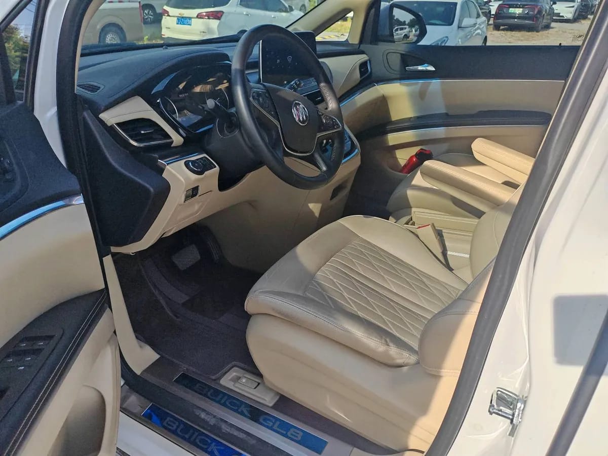 Buick GL8 2022 652T 8