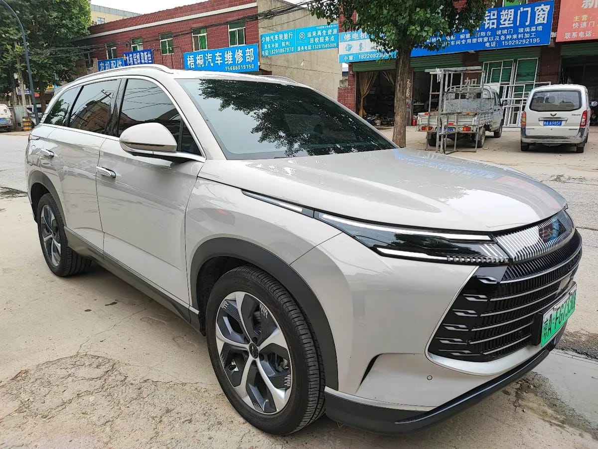 BYD 07 2023 DM-i 205KM 3