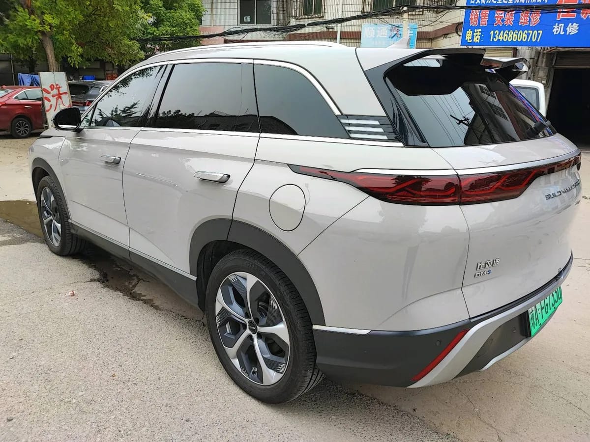 BYD 07 2023 DM-i 205KM 8