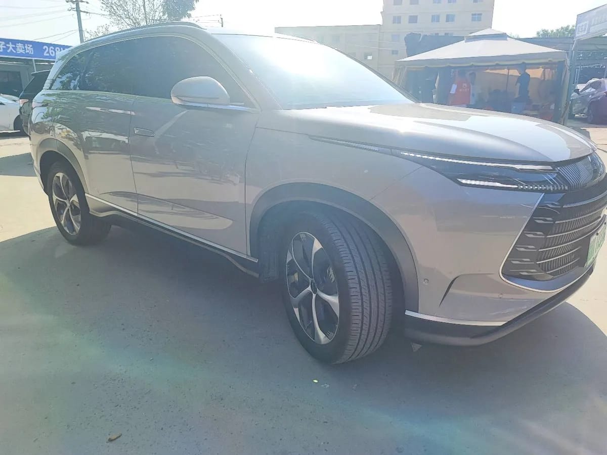 BYD 07 2023 DM-i 3