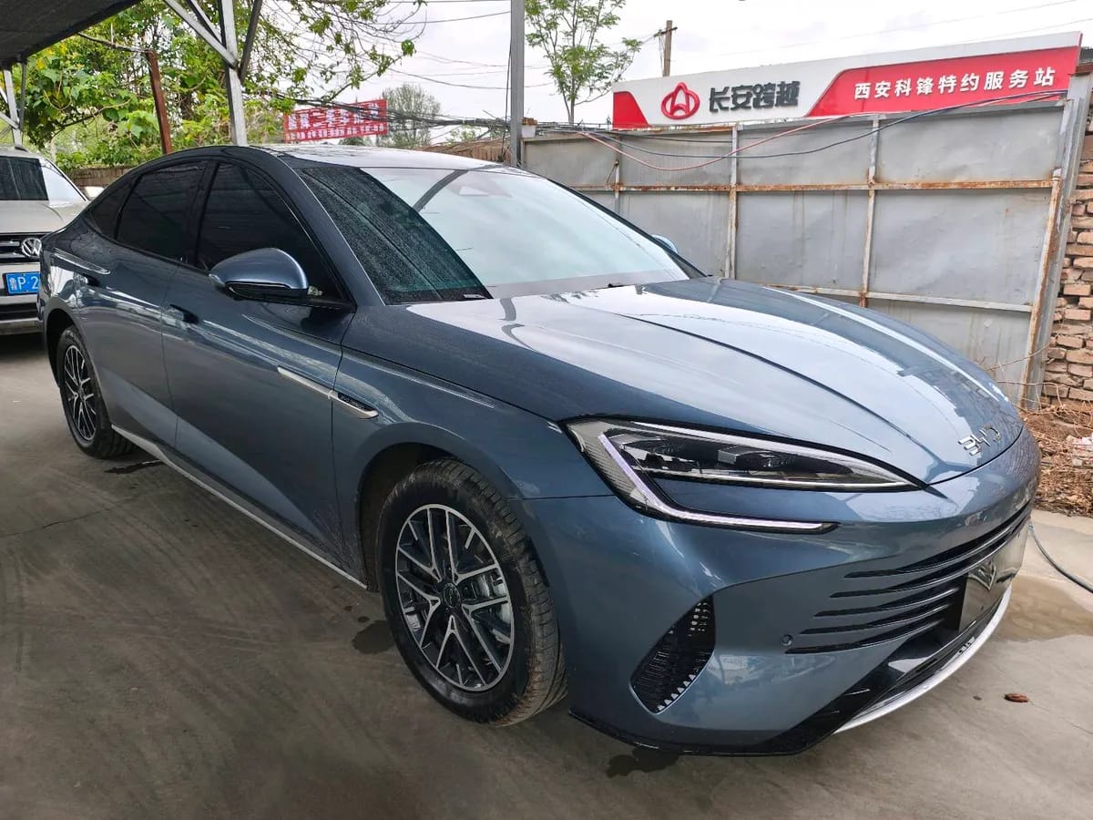 BYD 07 DM-i 2025 DM-i 1.5L 70km 3