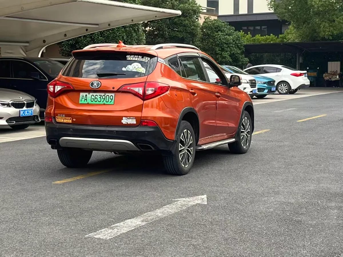 BYD 2017 DM 1.5TID 6