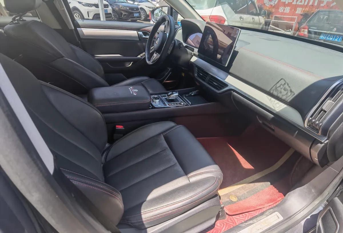 BYD 2018 DM 2.0T 5 V 3