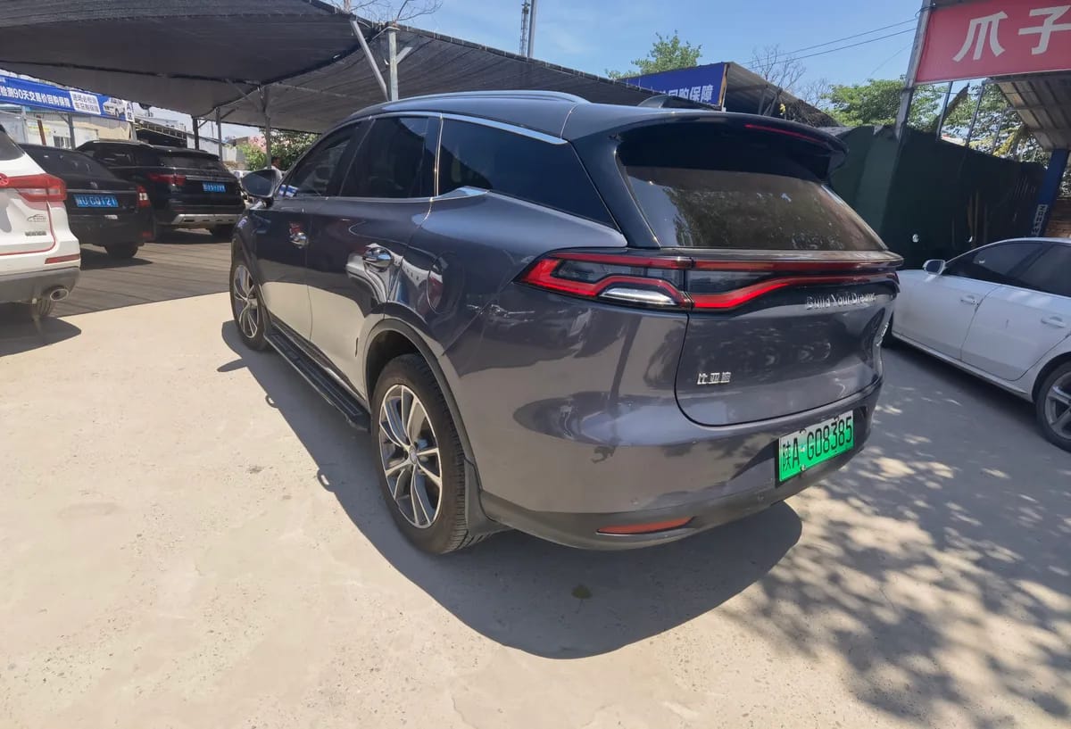 BYD 2018 DM 2.0T 5 V 8