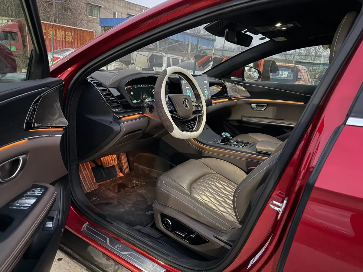 BYD 2020 DM 7