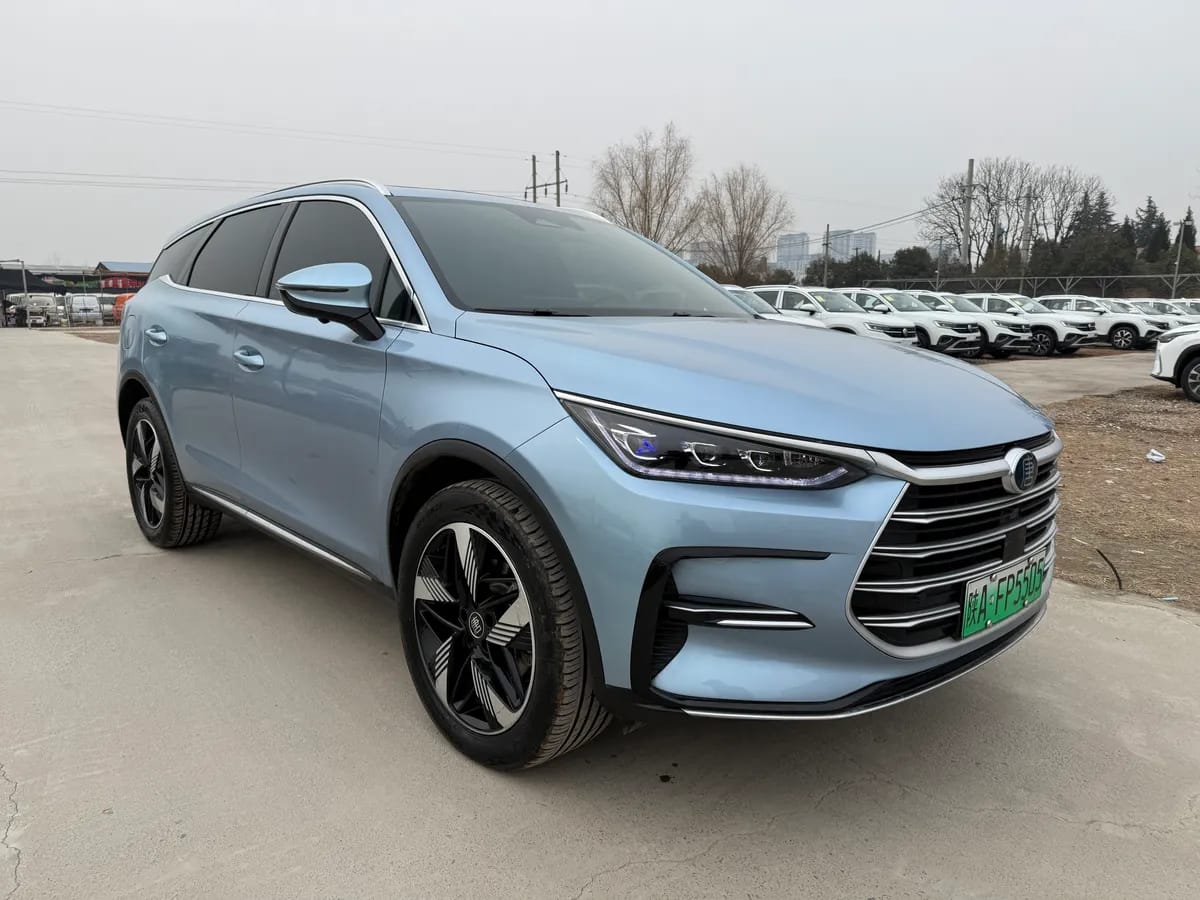 BYD 2023 DM-i 112KM 3