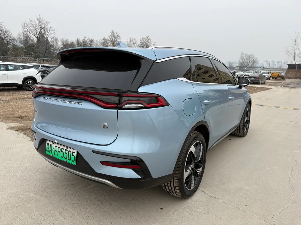 BYD 2023 DM-i 112KM 4