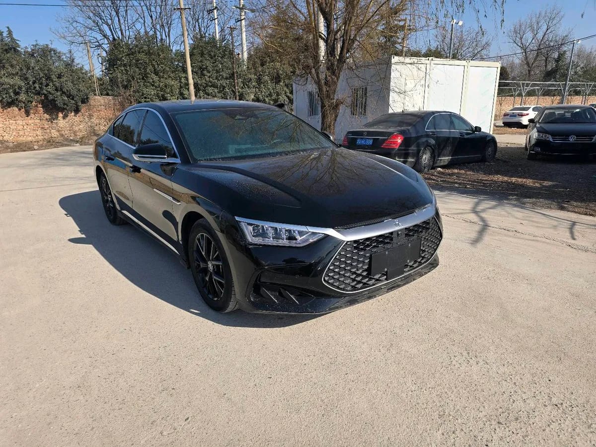 BYD 2024 DM-i 121KM 3