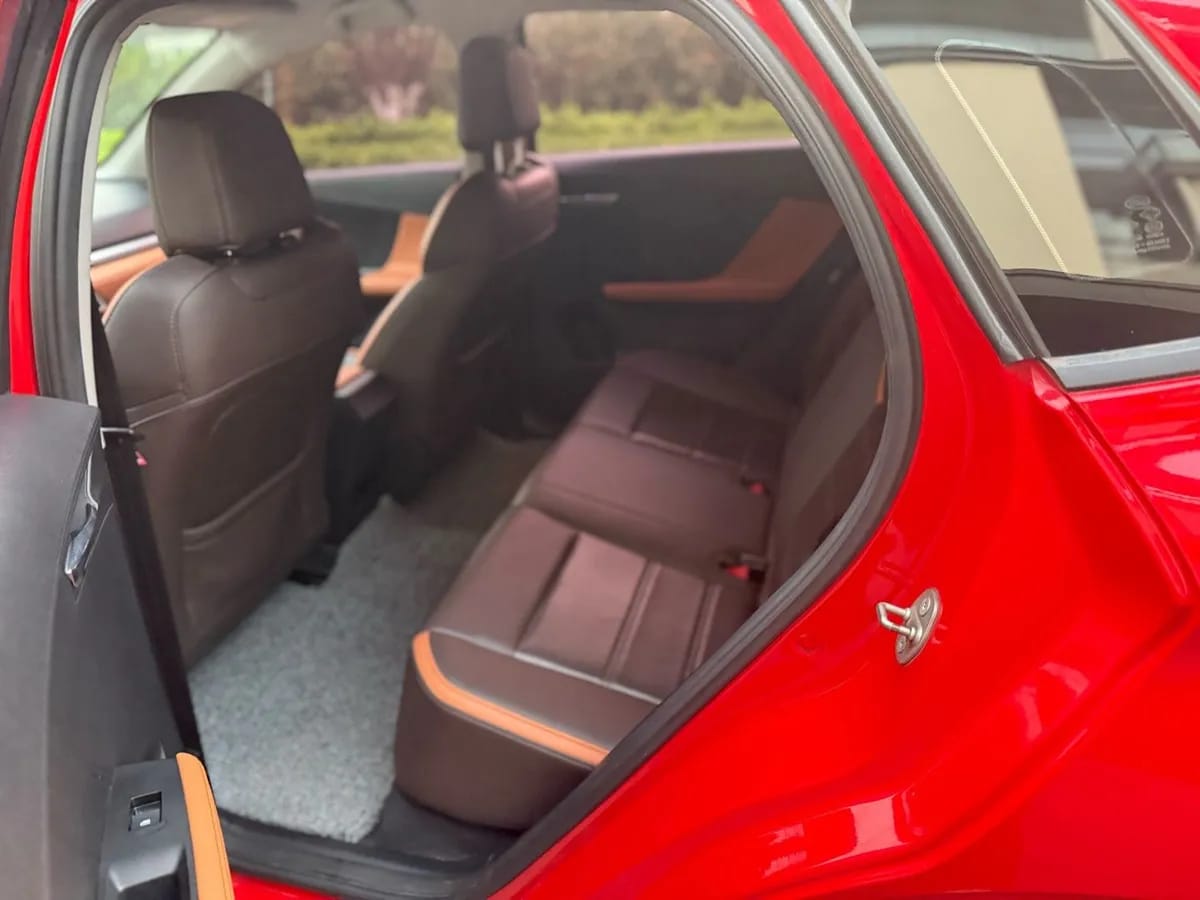 BYD e2 2021 8