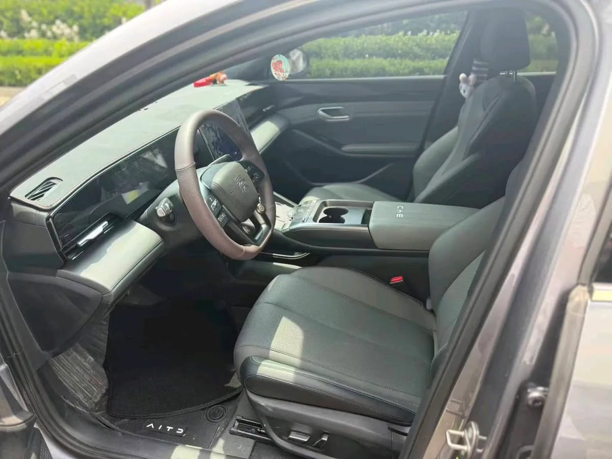BYD L 2025 EV 470KM 7