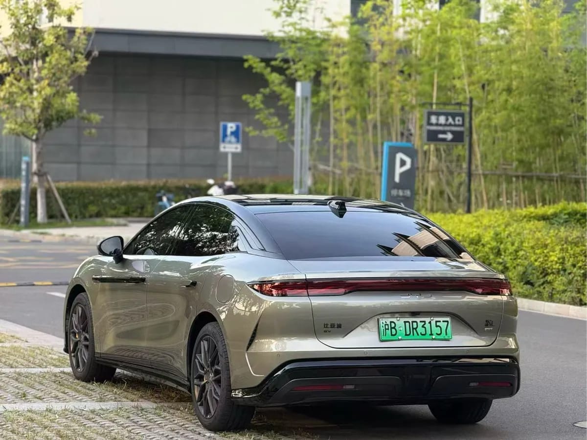 BYD L 2025 EV 701KM 4