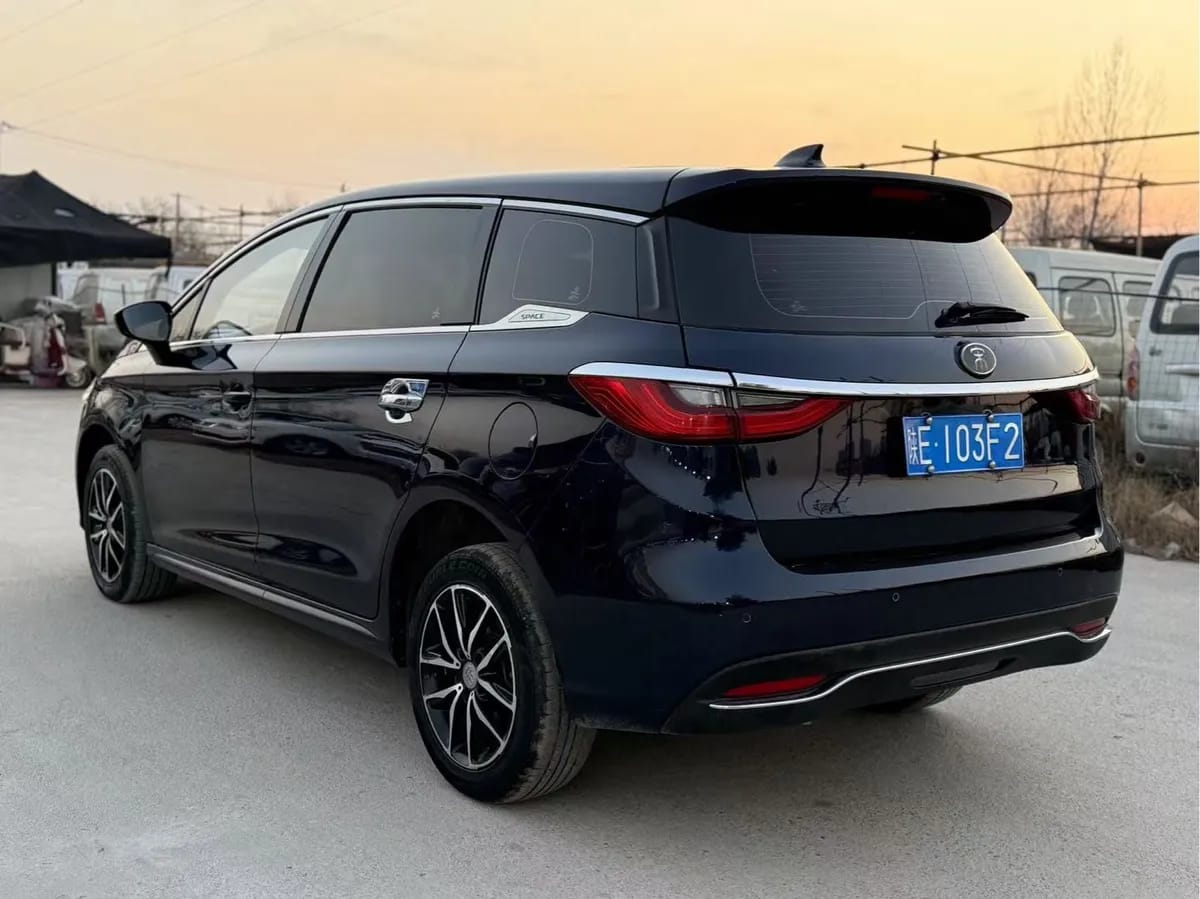 BYD MAX 2017 1.5T 7 7
