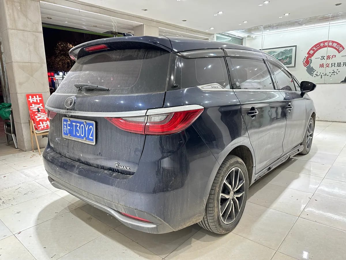 BYD MAX 2018 1.5T 6 9